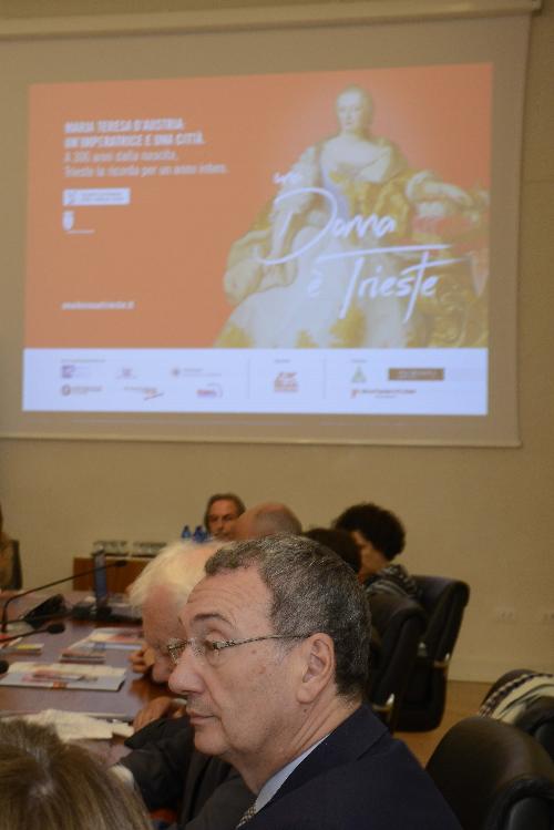 Sergio Bolzonello (Vicepresidente Regione FVG e assessore Attività produttive, Turismo e Cooperazione) durante la presentazione delle attività per il trecentesimo anniversario della nascita dell'imperatrice Maria Teresa - Trieste 22/09/2017